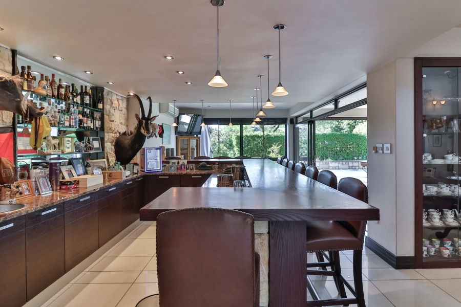 5 Bedroom Property for Sale in Pearl Valley at Val de Vie Western Cape